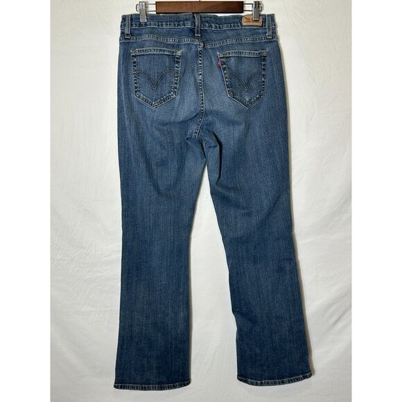 Levi's Women's 553 Boot Cut Mid Rise Classic Blue Jeans, Size 14L (31x33) - Picture 3 of 4